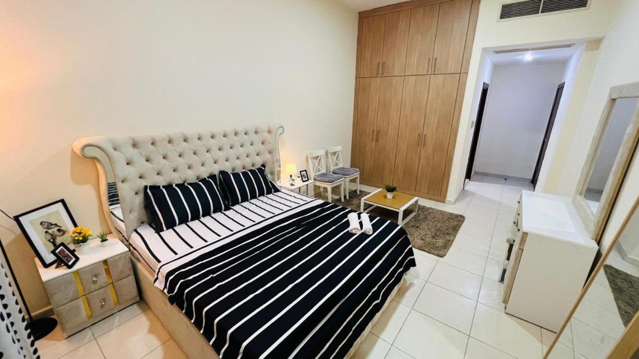 Privatunterkunft Master With Attach Bathroom Near Mall Of The Emirates *